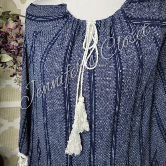 Romeo & Juliet Couture Blue Cold Shoulder Fringe Tassel Tie Boho Top Size L - Picture 4 of 13